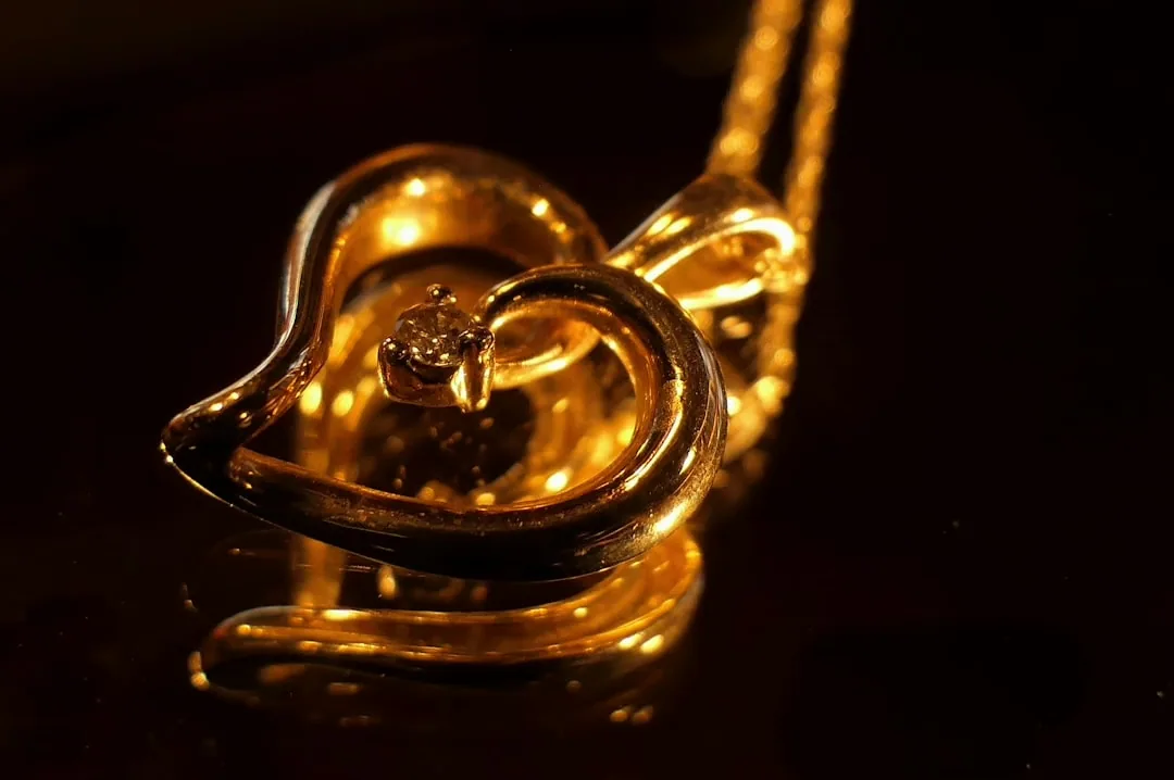 Symbolbild Schmuck und Uhren
