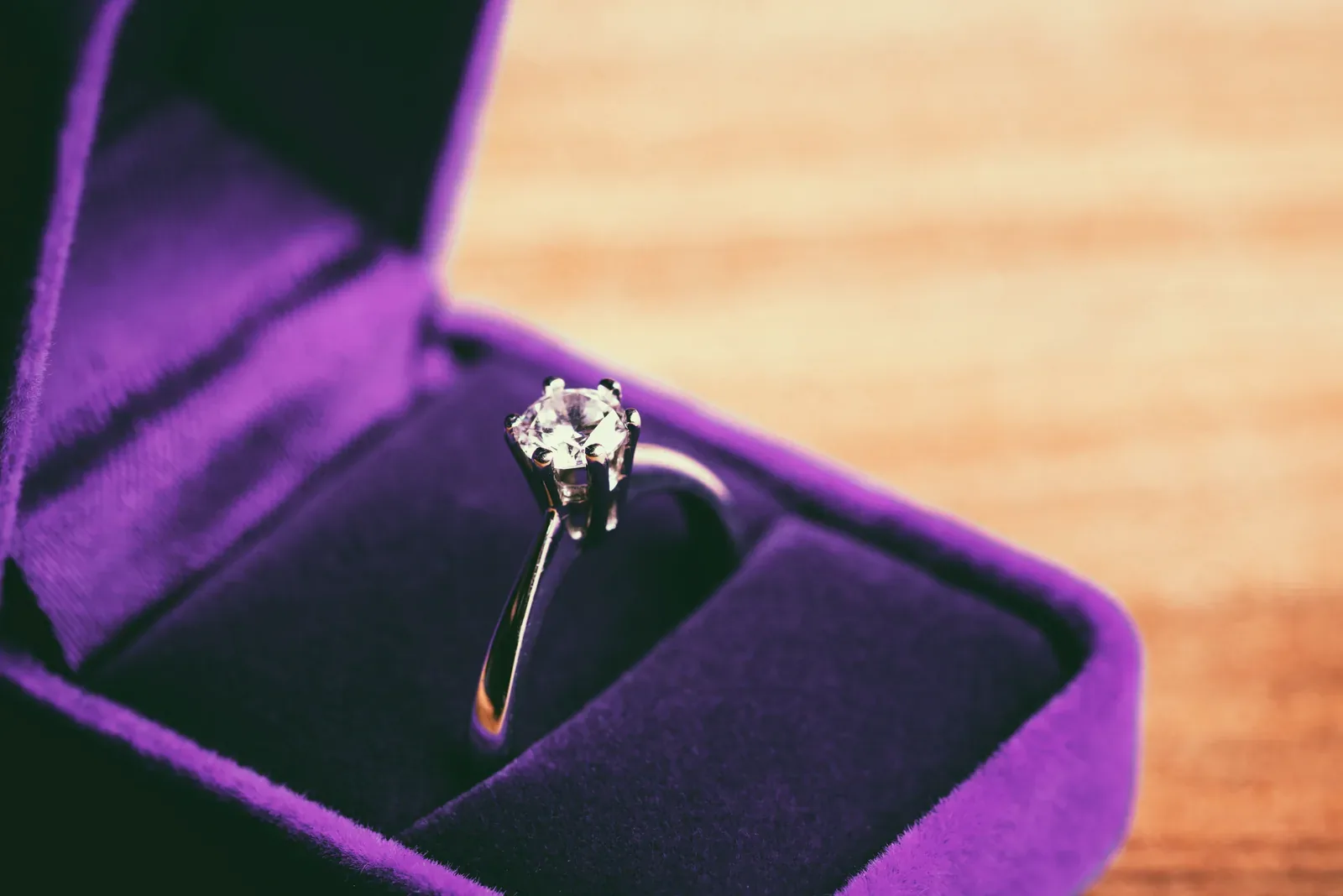 Symbolbild Schmuck und Uhren